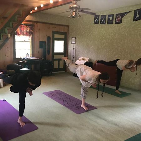 Sewall House Yoga Retreat Island Falls Экстерьер фото