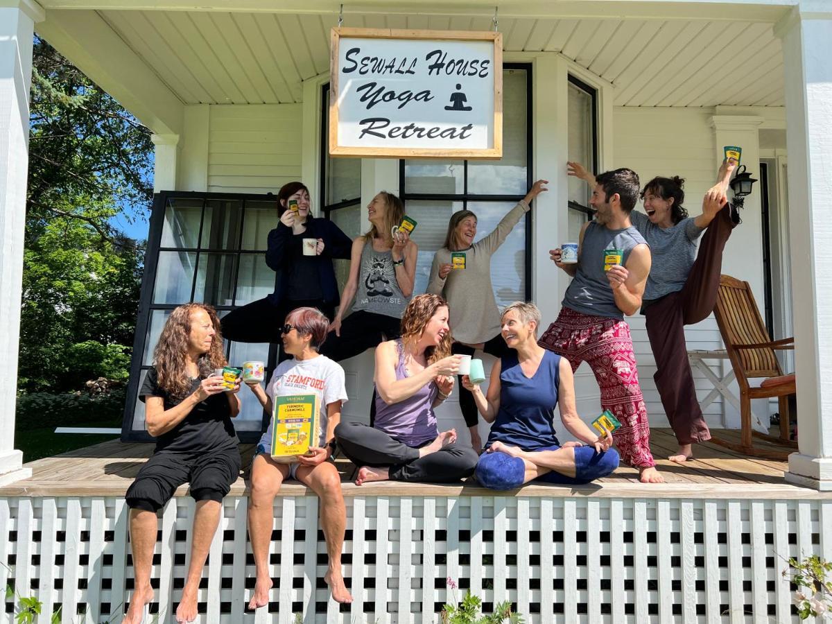 Sewall House Yoga Retreat Island Falls Экстерьер фото